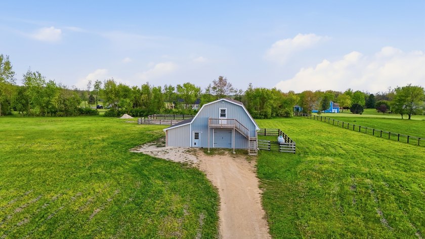 Set on 8.8 picturesque acres in the heart of the countryside - photo 35