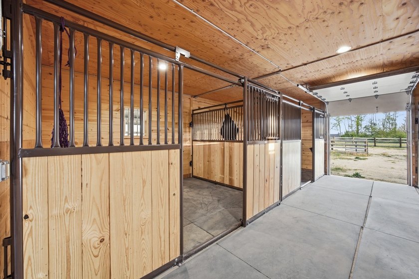 Set on 8.8 picturesque acres in the heart of the countryside - photo 40