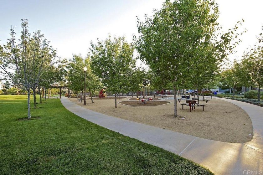 Located in the highly desirable Sur 33 community of Del Sur - photo 40