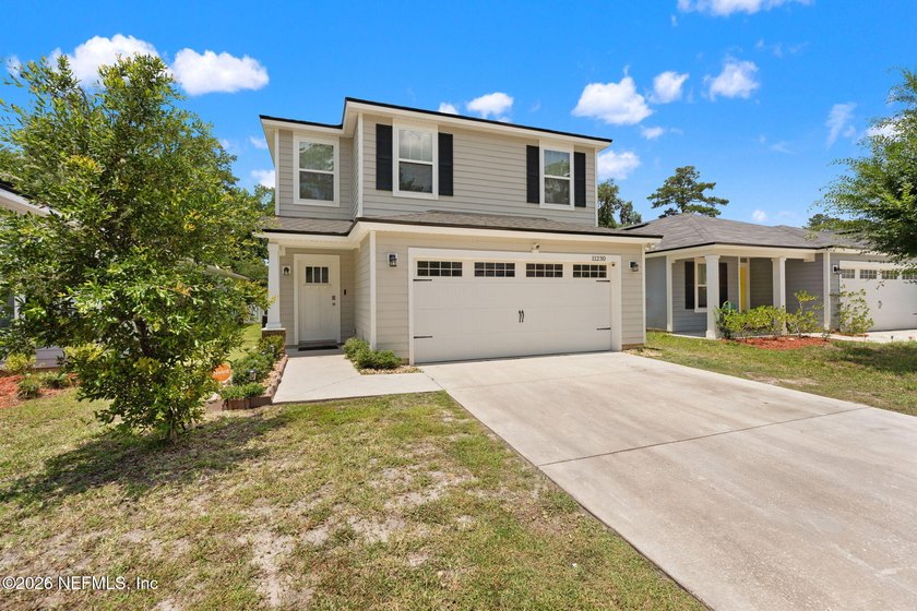 Beautiful 3 bedroom 2.5 bathroom two story home available now - photo 3