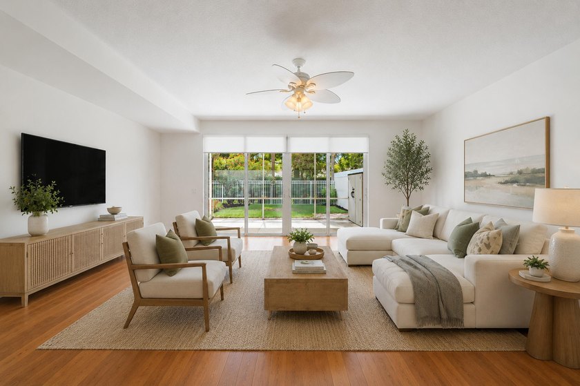 Beautifully maintained 3-bedroom, 2.5-bath townhome. This - photo 5
