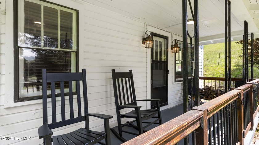 Discover a rare opportunity to own a charming 1940s mountain - photo 19