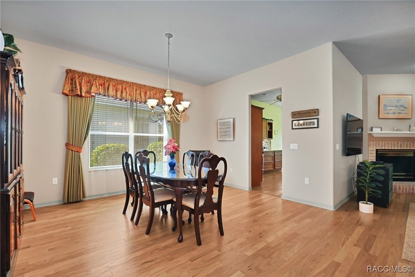 Fabulous location for this nicely updated 3 bedroom 2 bath - photo 9