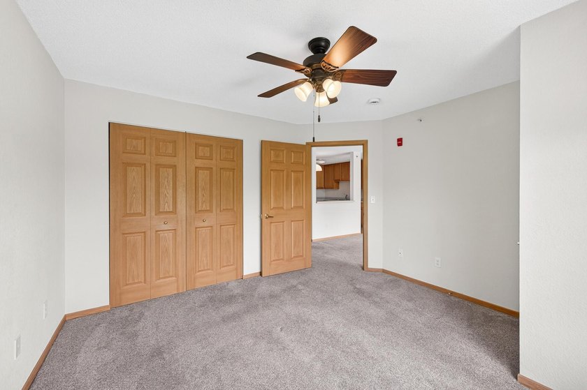 55+ building (80% of units must be 55+, 20% open to any age - - photo 20