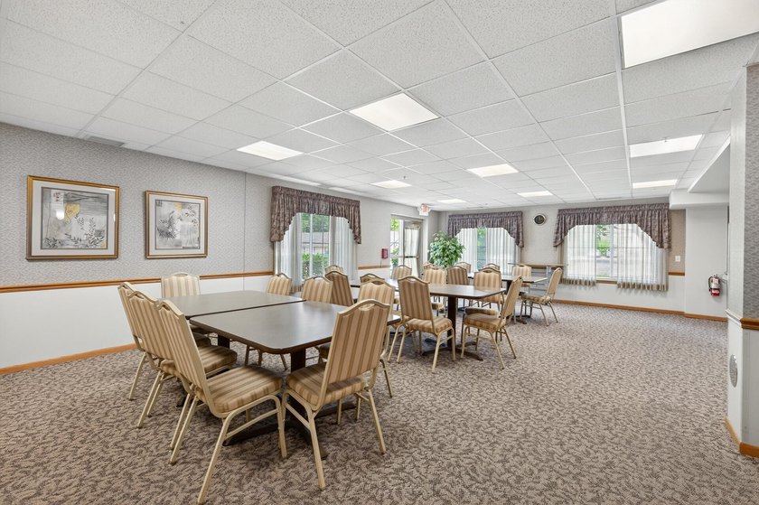 55+ building (80% of units must be 55+, 20% open to any age - - photo 26