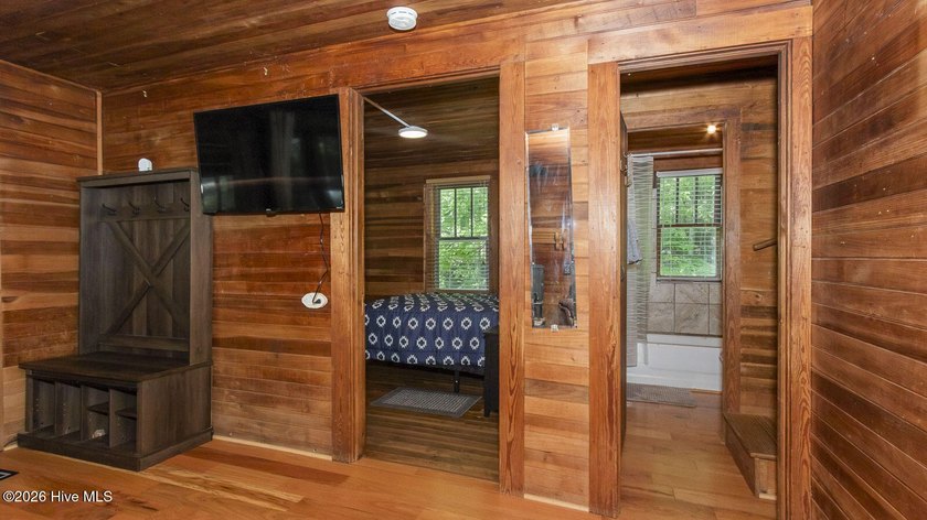 Discover a rare opportunity to own a charming 1940s mountain - photo 46