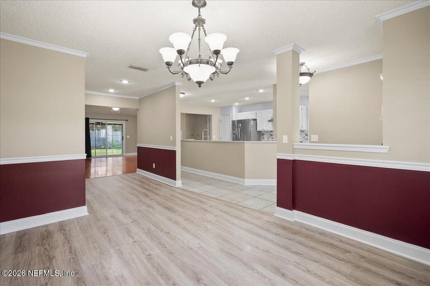 **Open House Sat 7/25 12:30 - 2:30** Welcome home to this - photo 4
