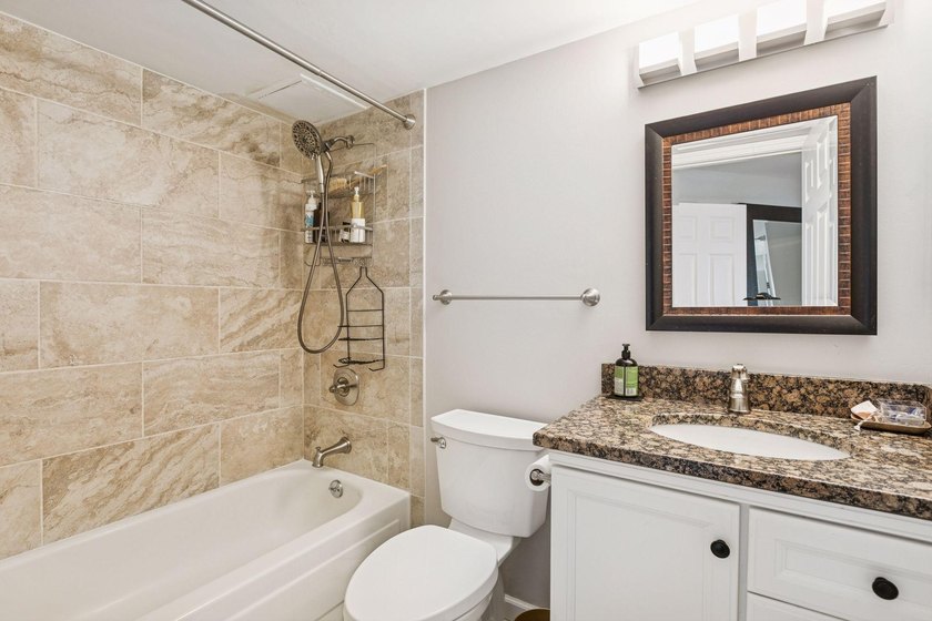 Reduced $35,000 ! Stunning 17th floor unit featuring: 2 bedrooms - photo 17