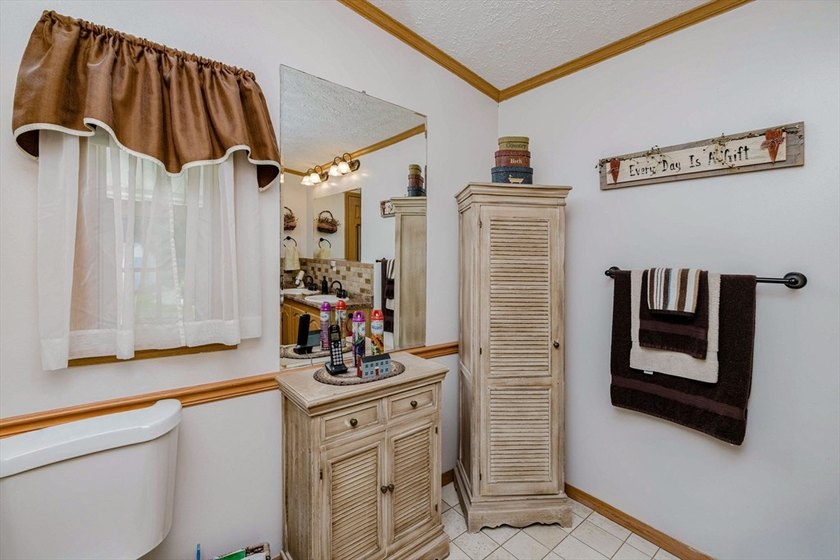 Presenting 20 Blackbird Ct, a meticulously maintained 2003 home - photo 30