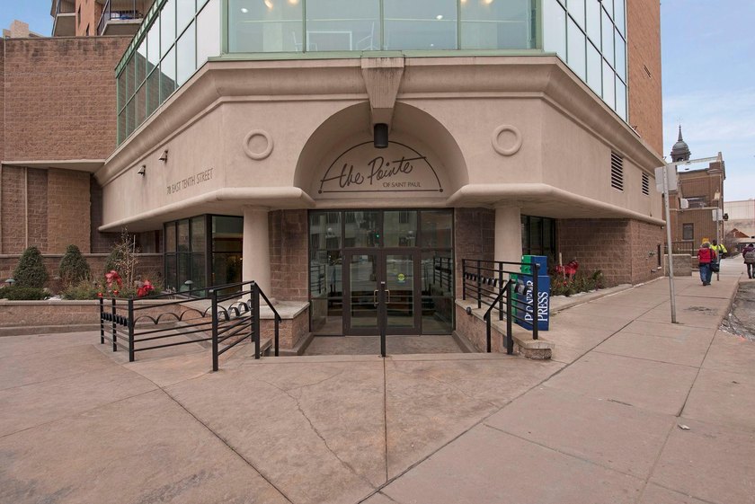 Reduced $35,000 ! Stunning 17th floor unit featuring: 2 bedrooms - photo 40