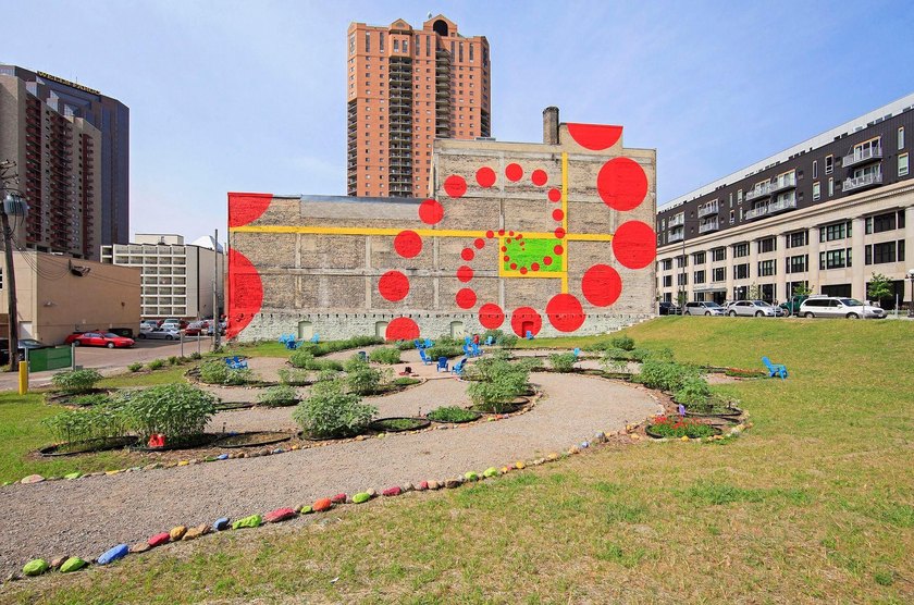 Reduced $35,000 ! Stunning 17th floor unit featuring: 2 bedrooms - photo 45