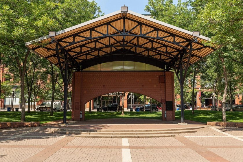 Reduced $35,000 ! Stunning 17th floor unit featuring: 2 bedrooms - photo 55