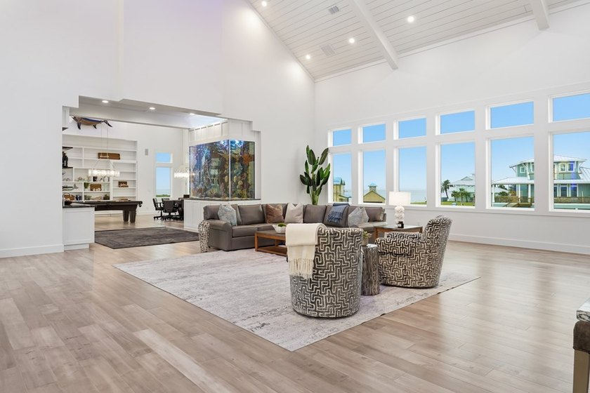 The Last Resort is a landmark waterfront compound redefining - photo 6