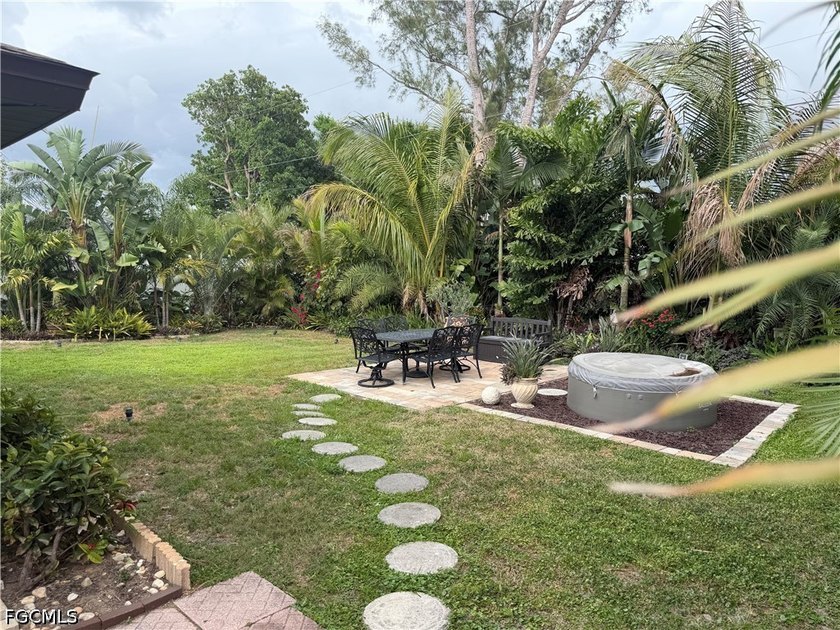 Discover your dream retreat in the heart of SW Cape Coral! This - photo 42