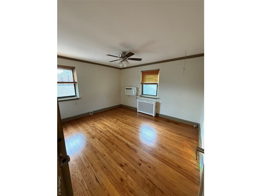 Second floor 2 bedroom with one 1 bath. Features a spacious - photo 3