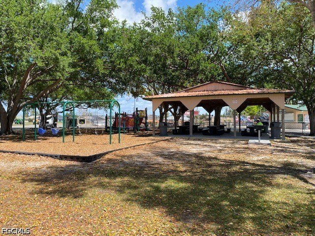 Discover your dream retreat in the heart of SW Cape Coral! This - photo 47