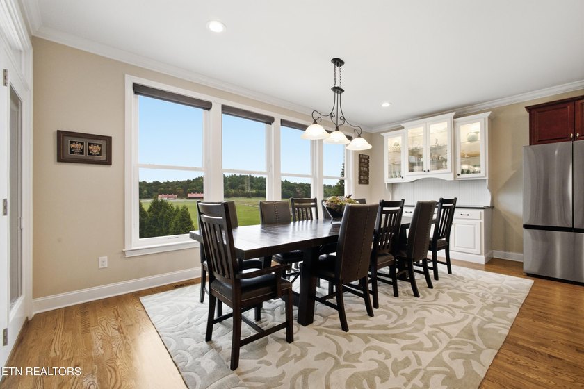 Luxury, comfort, and thoughtful design come together in this - photo 6