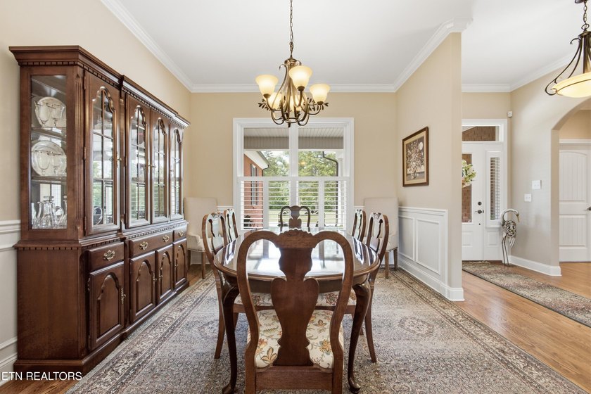 Luxury, comfort, and thoughtful design come together in this - photo 8