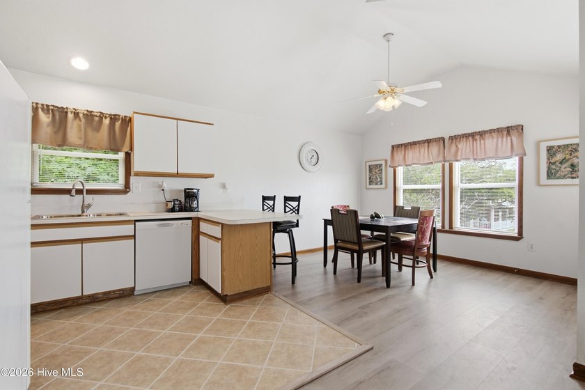 Bright and breezy 309 W Durham Street offers easy Outer Banks - photo 12