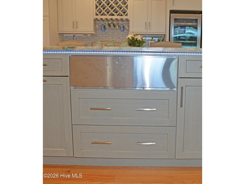 This renovated 3-bedroom, 2-bath ranch features a chef's kitchen - photo 13