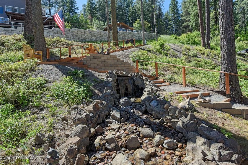 Over 200 feet of Hayden Lake frontage on the coveted close side - photo 15