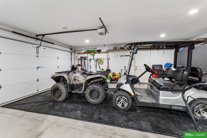 Experience lake living at its best in this beautifully updated - photo 33