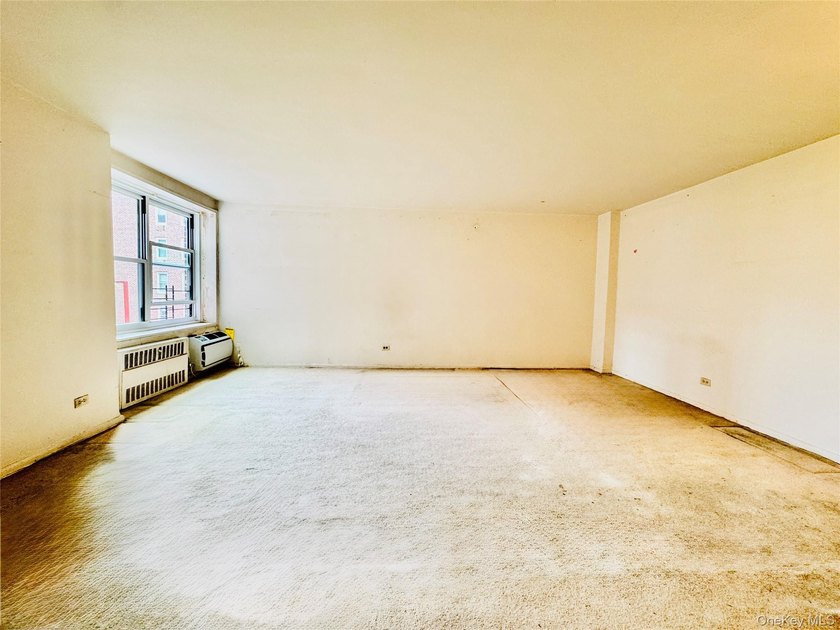 Welcome to The Barbizon - a spacious studio in the heart of - photo 5