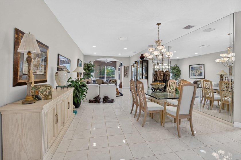 Welcome to effortless Florida living in sought-after - photo 10
