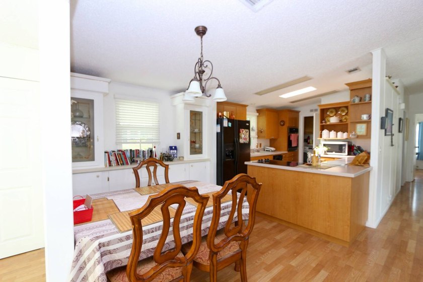 Darling 2-bedroom 2-bath manufactured home in one of Sarasota's - photo 15