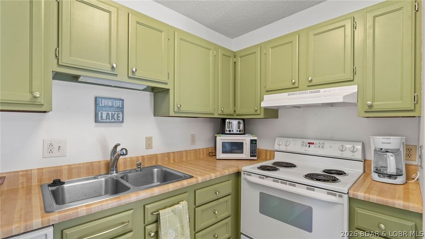 Experience the best of Lake of the Ozarks in this spacious - photo 16