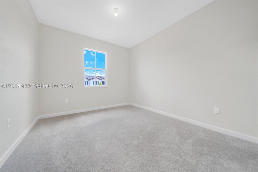 Exceptional investment opportunity! Built in 2023, this like-new - photo 31