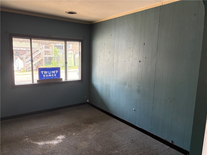 Was Section 8 rental assistance -(was rented at $712.00 +) - photo 6