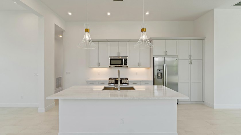 Move in Ready! Experience luxury living at Rivella by Kolter - photo 5