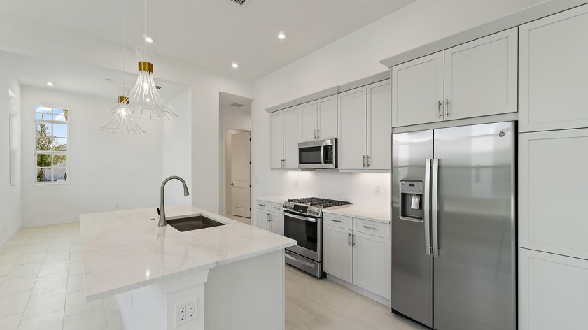 Move in Ready! Experience luxury living at Rivella by Kolter - photo 6