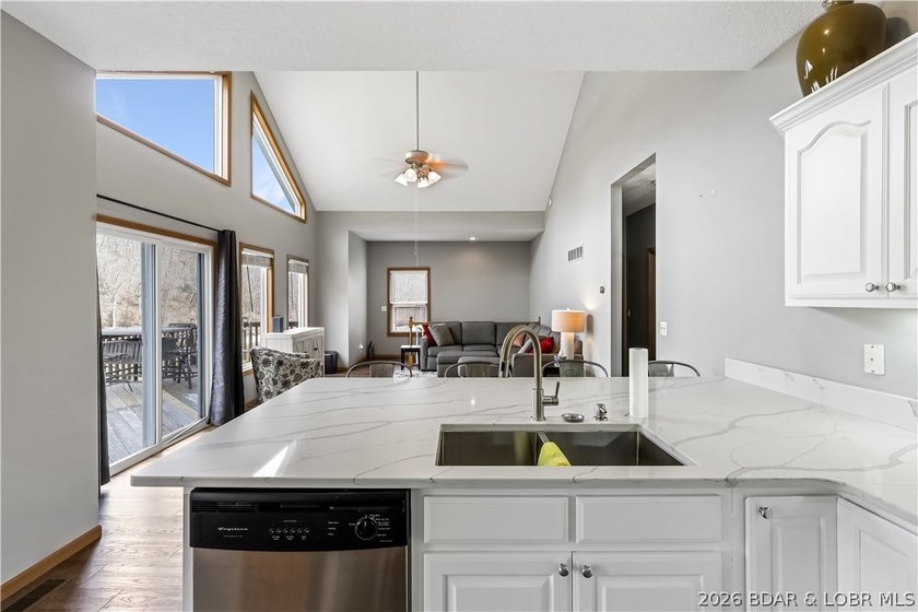Enjoy the ultimate Lake of the Ozarks lifestyle in this - photo 11
