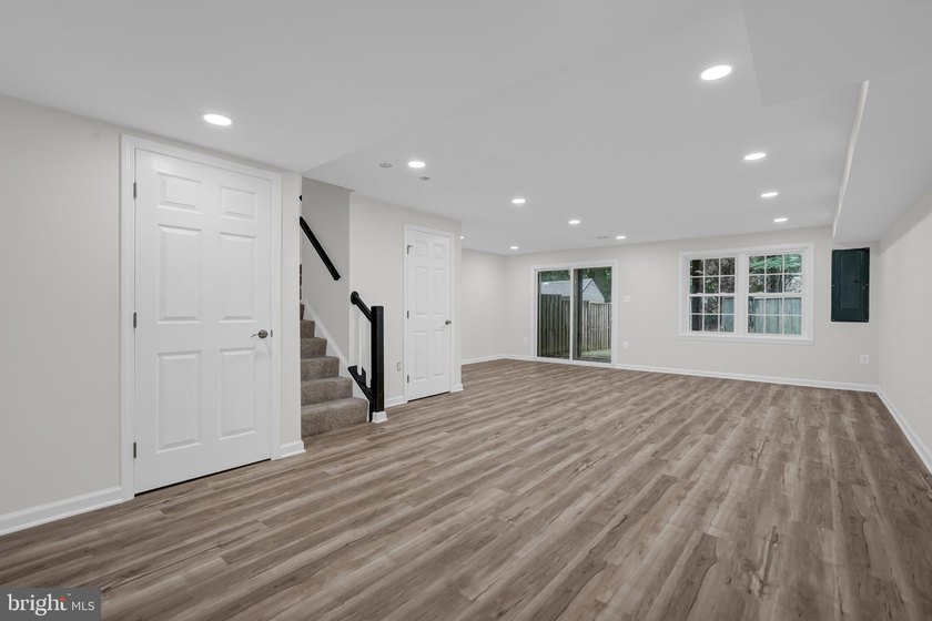 OPEN SAT 1-3 PM . Reimagined from top to bottom, this stunning - photo 22