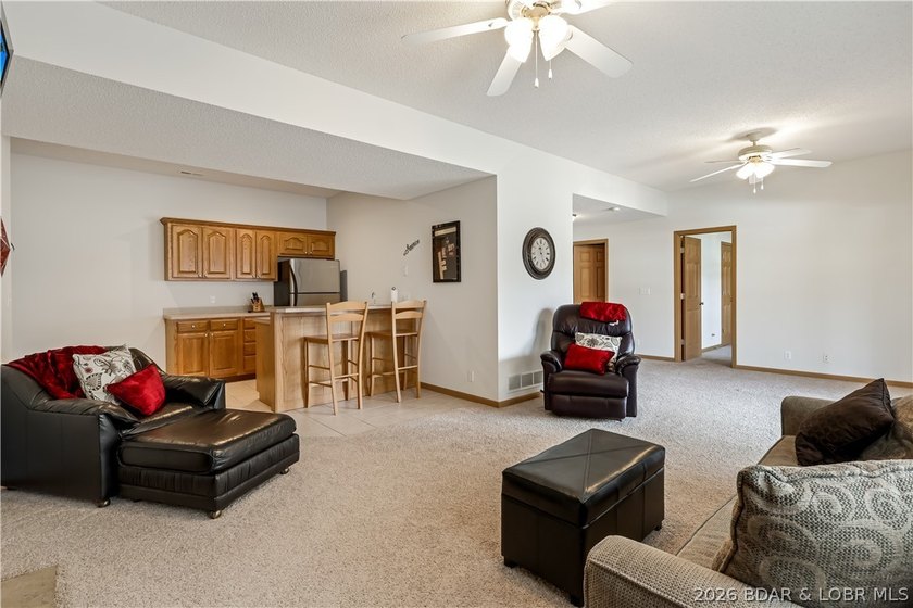 Enjoy the ultimate Lake of the Ozarks lifestyle in this - photo 31