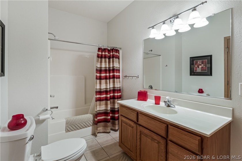 Enjoy the ultimate Lake of the Ozarks lifestyle in this - photo 38
