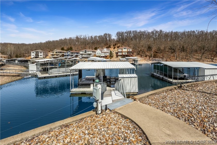 Enjoy the ultimate Lake of the Ozarks lifestyle in this - photo 49
