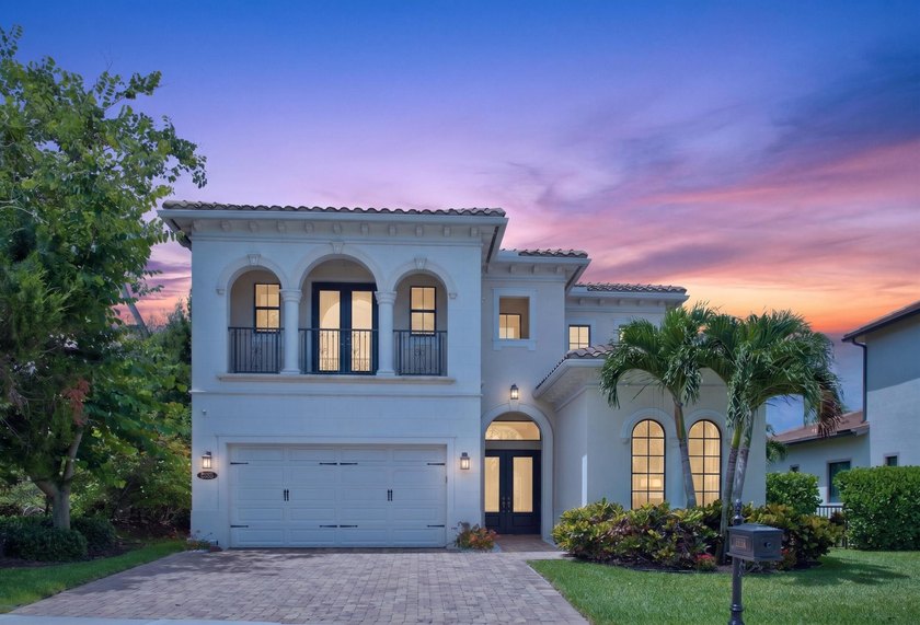 Welcome to luxury living in the prestigious, gated enclave of - photo 2