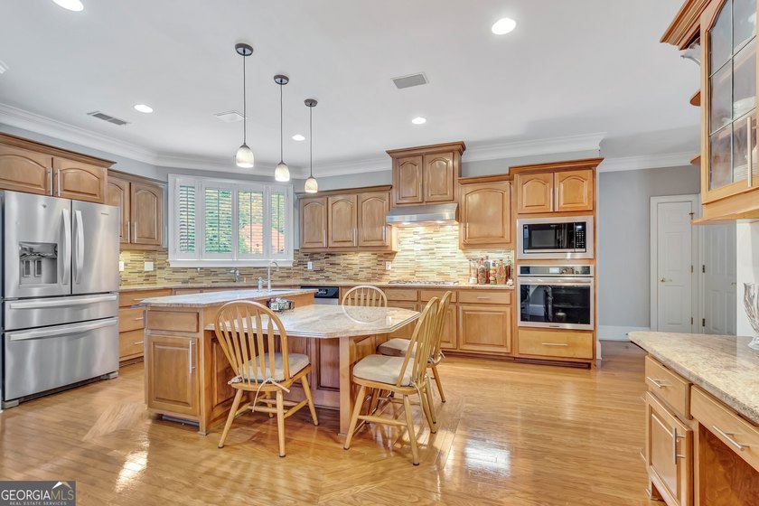 Stunning large Ranch home. No Stairs! Perfect for those who like - photo 15