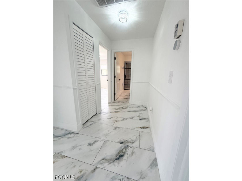 ACCEPTING BACKUP OFFERS!! LAKEFRONT PARADISE WITH POOL, BOAT - photo 17