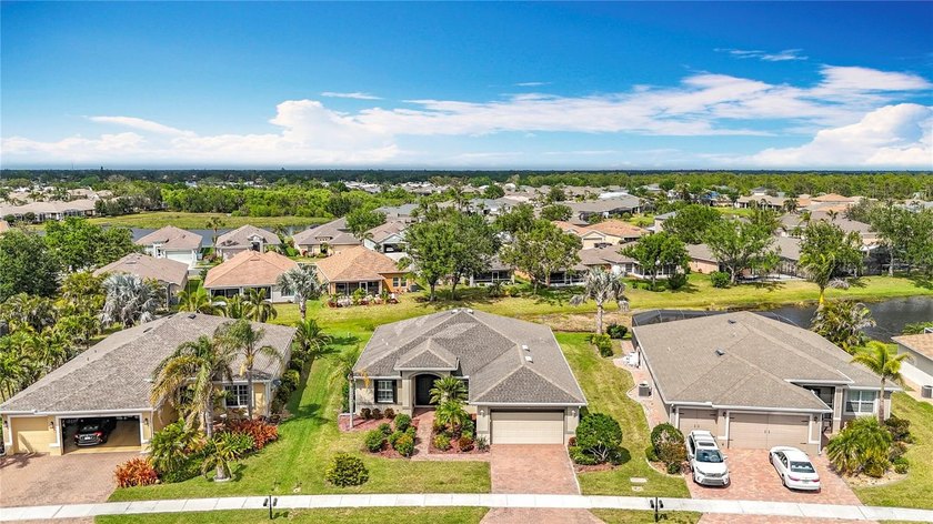 Virtually Staged. PRICED TO SELL! Welcome to this beautifully - photo 31