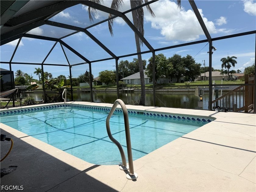 ACCEPTING BACKUP OFFERS!! LAKEFRONT PARADISE WITH POOL, BOAT - photo 33