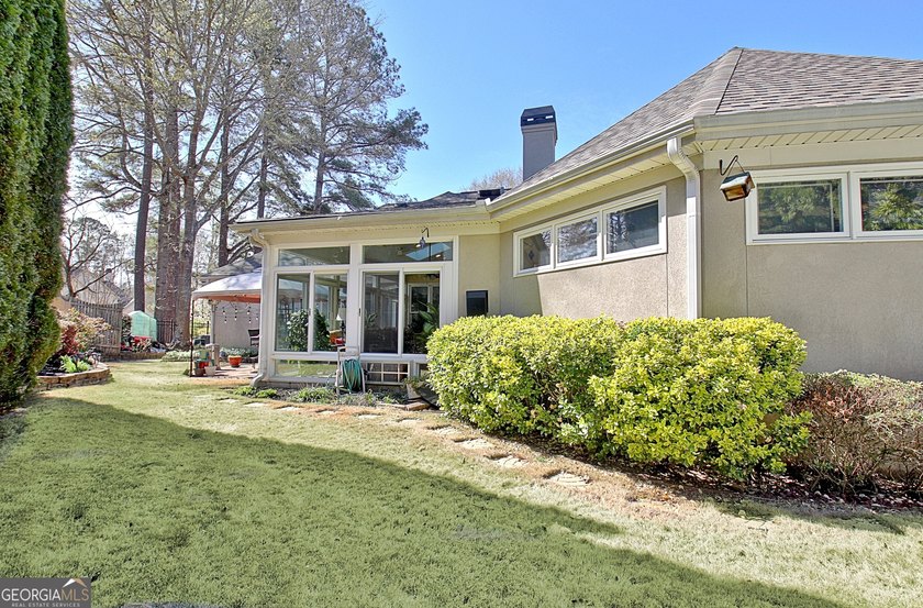 Stunning large Ranch home. No Stairs! Perfect for those who like - photo 34
