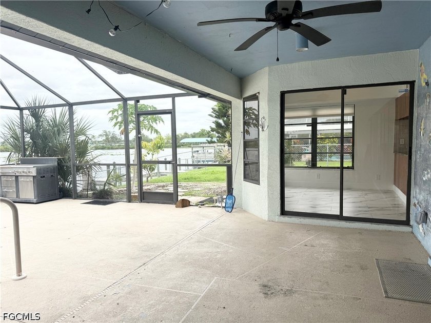 ACCEPTING BACKUP OFFERS!! LAKEFRONT PARADISE WITH POOL, BOAT - photo 36