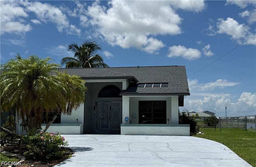 ACCEPTING BACKUP OFFERS!! LAKEFRONT PARADISE WITH POOL, BOAT - photo 43