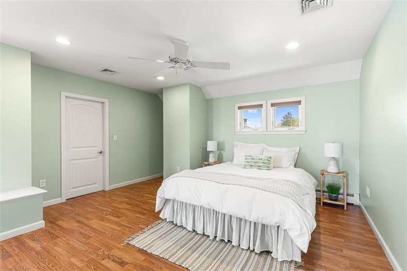 Discover an unparalleled offering in Barrington's highly - photo 19