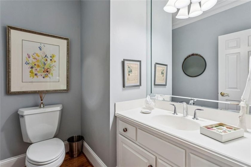 Wonderful cluster home located in popular 2000 Paces Ferry - photo 23