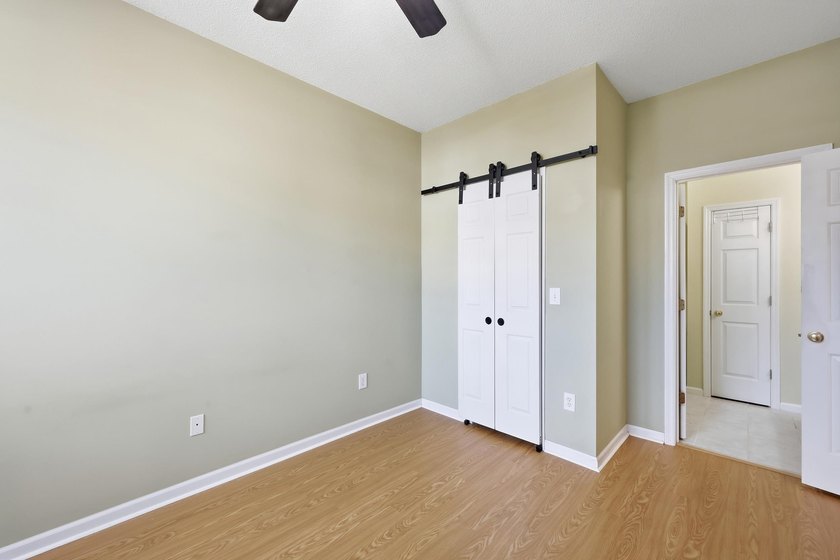 Looking for a quiet community where neighbors are homeowners - photo 52
